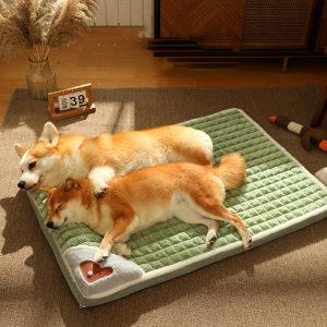 Soft and Comfortable Dog Bed Mat, Thickened Pet Nest with Non-Slip Bottom, Rectangle Shape, Suitable for Extra Small to Large Dogs, Removable and Washable, Faux Fur Material